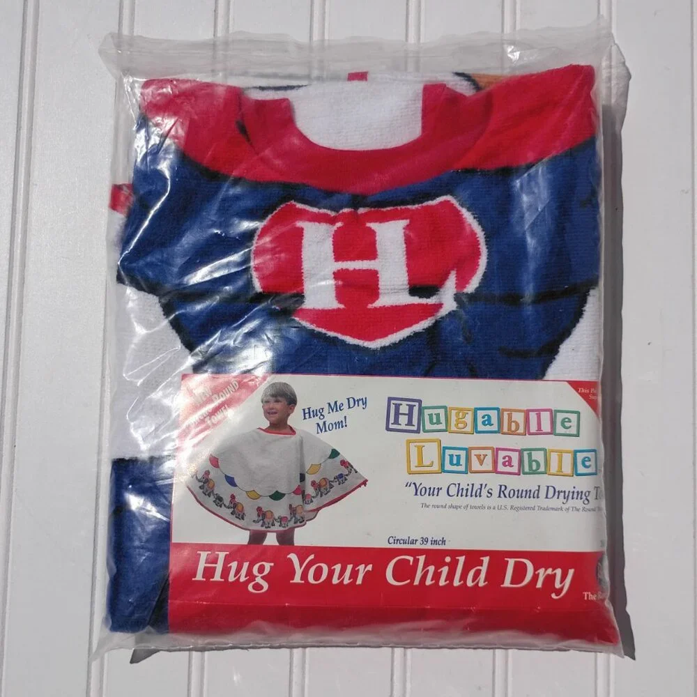 Hugable Luvable Round Poncho Towel Super Hero Boys Haircut Fabric Cape Vintage